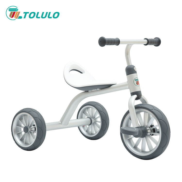 Jakie są korzyści z aluminium Baby Tricke+kółka PU dla niemowląt?