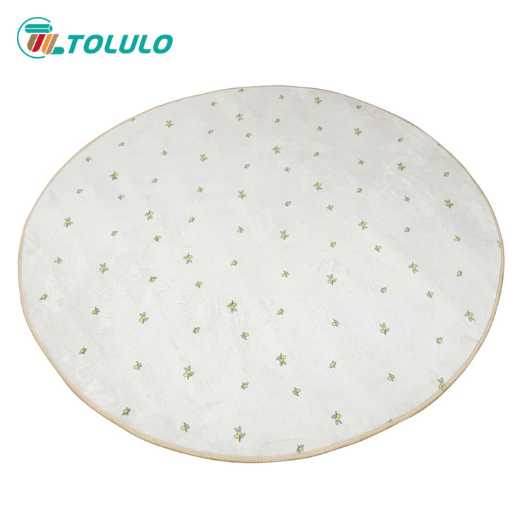 Dlaczego dywany edukacyjne dla dzieci z wzorami alfabetu są popularne?